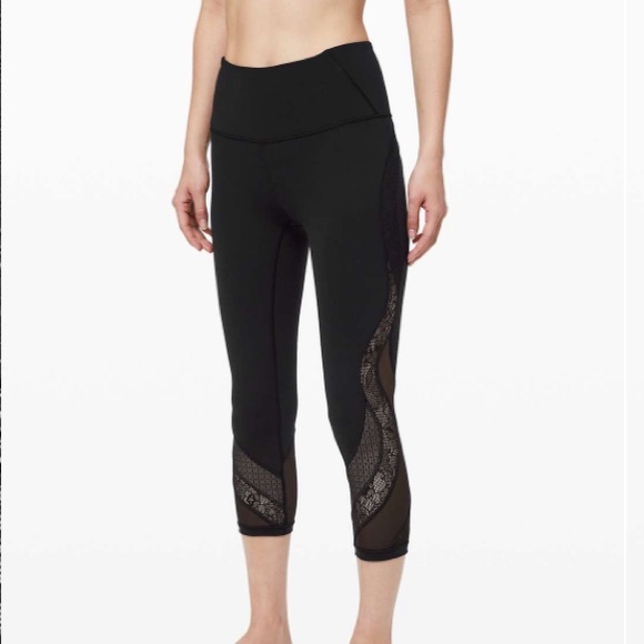 RARE▪️Lululemon▪️Wunder Under Hi-Rise Crop *Lace* - Picture 2 of 10